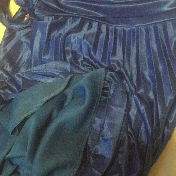 Royal Blue Satin V-neck Lined Pleated Dress - Picture 9 of 9